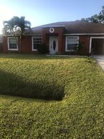 Pre-foreclosure in  SE CAVERN AVE Port Saint Lucie, FL 34983