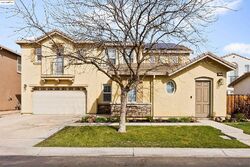 Pre-foreclosure in  Fern Ridge Cir Discovery Bay, CA 94505
