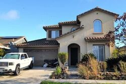 Pre-foreclosure in  Adobe Way Lathrop, CA 95330