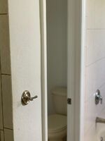 Pre-foreclosure in  NE 10th Path Miami, FL 33179