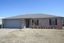 Pre-foreclosure in  S Hominy Pl Skiatook, OK 74070