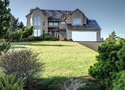 Pre-foreclosure in  Manion Dr Warrenton, OR 97146