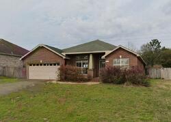 Pre-foreclosure in  Trailwood Ln Crestview, FL 32539