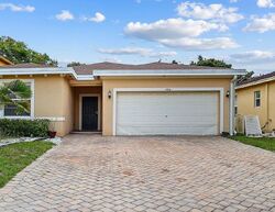 Pre-foreclosure in  Quartz Ter West Palm Beach, FL 33413