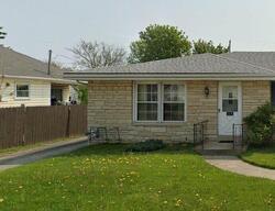 Pre-foreclosure in  Meachem Rd Racine, WI 53405