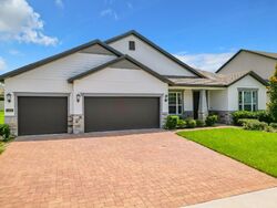 Pre-foreclosure in  Juniper Hammock St Winter Garden, FL 34787