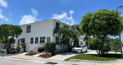 Pre-foreclosure in  N Federal Hwy  Lake Worth, FL 33460