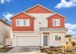 Pre-foreclosure in  Daisy Ridge Way Sacramento, CA 95834