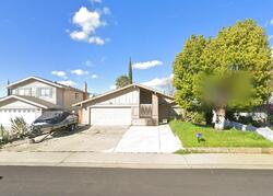 Pre-foreclosure in  BEXLEY DR Sacramento, CA 95827