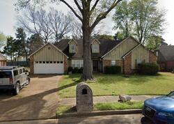 Pre-foreclosure in  HARVEST FIELDS CIR Memphis, TN 38125