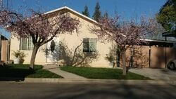 Pre-foreclosure in  S Wildwood Ave Del Rey, CA 93616