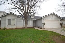 Pre-foreclosure in  W Escalon Ave Fresno, CA 93722