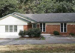  E Crestview Dr, Claremore OK