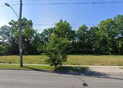 Pre-foreclosure in  Superior Ave Cleveland, OH 44106