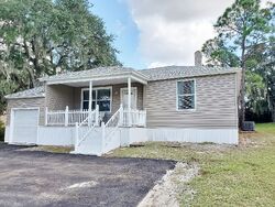 Pre-foreclosure in  LAKEVIEW DR Sebring, FL 33870