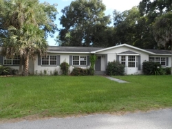 Pre-foreclosure in  NW CRAWFORD ST Mayo, FL 32066