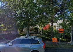 Pre-foreclosure in  9TH AVE S Kirkland, WA 98033