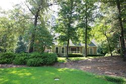Pre-foreclosure in  COUNTRY PLACE DR Pearl, MS 39208