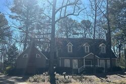 Pre-foreclosure in  COUNTRY PLACE DR Pearl, MS 39208