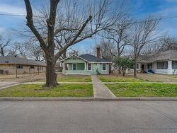 N Mckinney St, Ennis TX