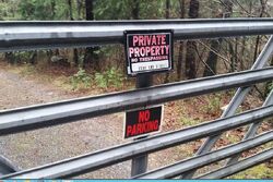 Pre-foreclosure in  Ringtail Rd Georgetown, CA 95634