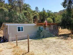 Pre-foreclosure in  Burrough Valley Rd Tollhouse, CA 93667