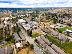 Pre-foreclosure in  Yakima Ave Tacoma, WA 98405