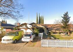 Pre-foreclosure in  Harlan Way Modesto, CA 95354