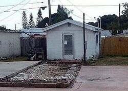 Pre-foreclosure in  Lullaby Dr Holiday, FL 34691