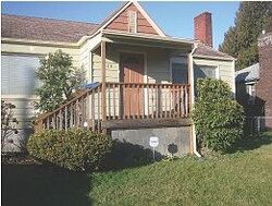 Pre-foreclosure in  S Hosmer St Tacoma, WA 98405