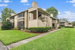 Pre-foreclosure in  BELLE RIVE BLVD Jacksonville, FL 32256