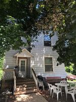 Pre-foreclosure in  4th Ave Sterling, IL 61081
