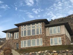 Pre-foreclosure in  WINDSOR DR Provo, UT 84604