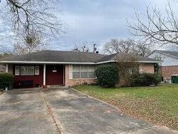  Bexar Ave, Victoria TX