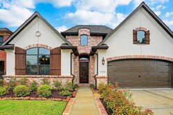 Pre-foreclosure in  Rosewood St Houston, TX 77004