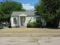 Pre-foreclosure in  Deer Path Dr Dallas, TX 75216