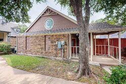  Royal Gable Dr, Dallas TX