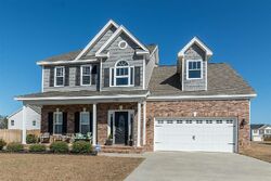 Pre-foreclosure in  Barn Owl Rd Effingham, SC 29541