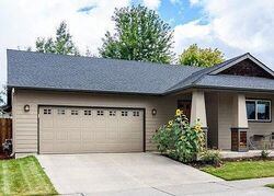 Pre-foreclosure in  Nw 25th St Redmond, OR 97756