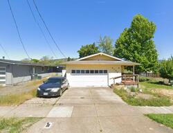 Pre-foreclosure in  N Keene Way Dr Medford, OR 97504
