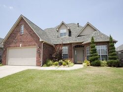 Pre-foreclosure in  S Cedar Ave Jenks, OK 74037