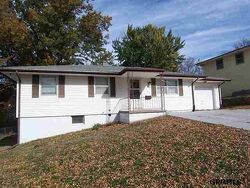 Pre-foreclosure in  Wirt St Omaha, NE 68104