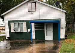 Pre-foreclosure in  E BOND ST Monett, MO 65708