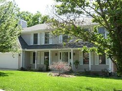 Pre-foreclosure in  CAMELOT DR Liberty, MO 64068