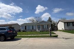 Pre-foreclosure in  Lehner Ct Roseville, MI 48066