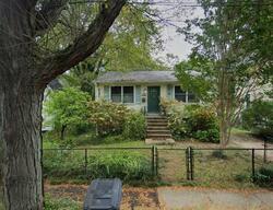 Pre-foreclosure in  32nd St Mount Rainier, MD 20712