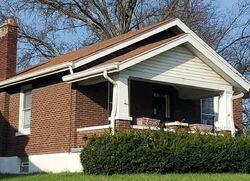 Pre-foreclosure in  Park Ave Erlanger, KY 41018