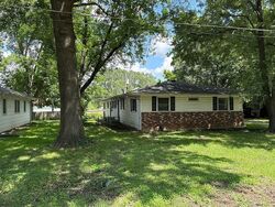Pre-foreclosure in  S Hayes St Garnett, KS 66032