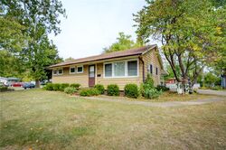 Pre-foreclosure in  Arizona Dr Decatur, IL 62526