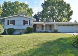 Pre-foreclosure in  N Bereman Rd Montgomery, IL 60538